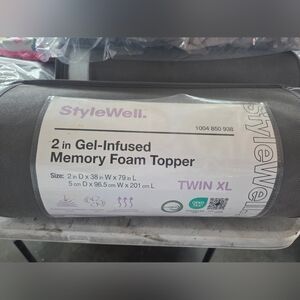 NEW STYLEWELl Twin XL Gel-Infused Memory Foam Topper - Gray